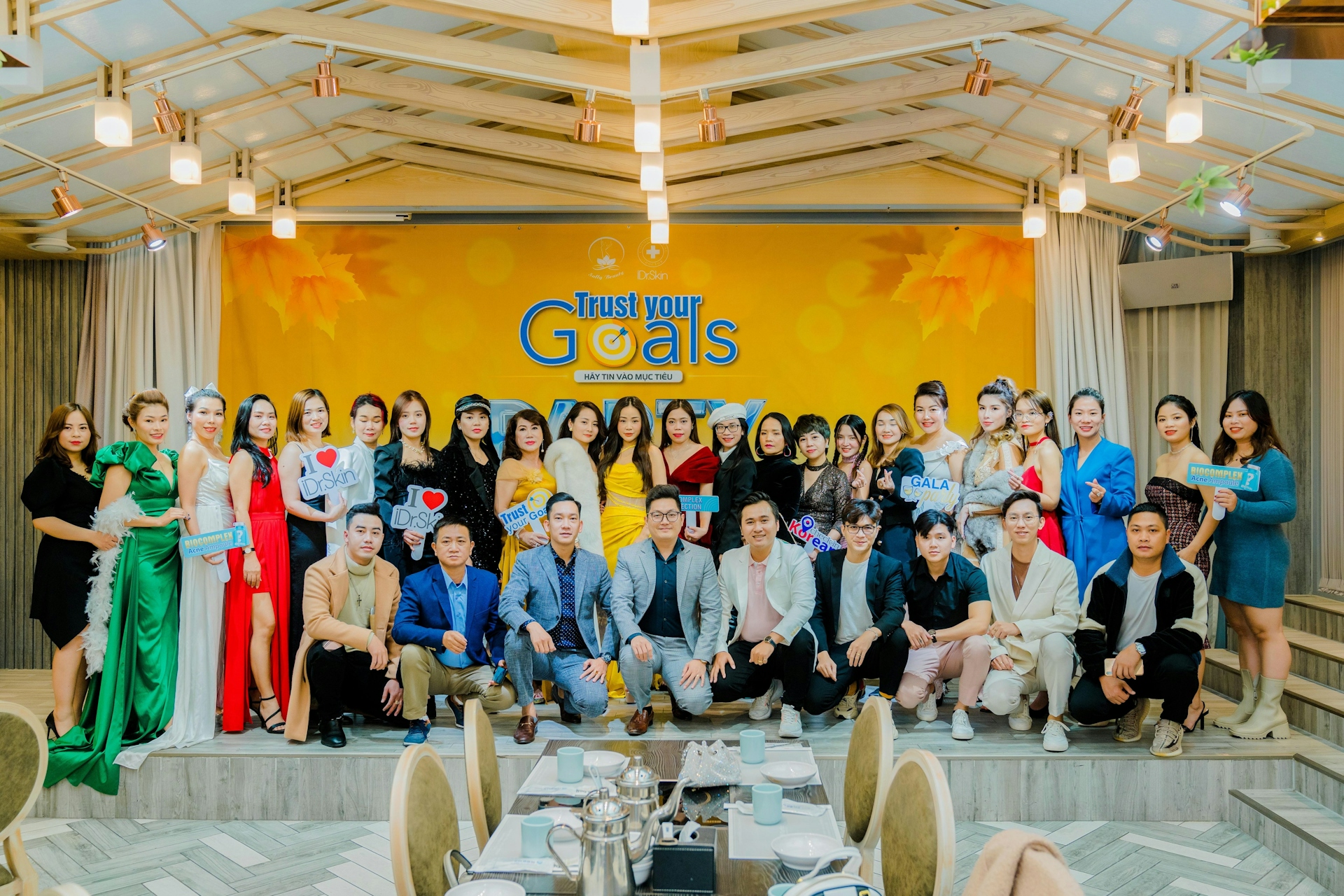 [BÁO] Gala Dinner Trust Your Goals tại Hàn Quốc